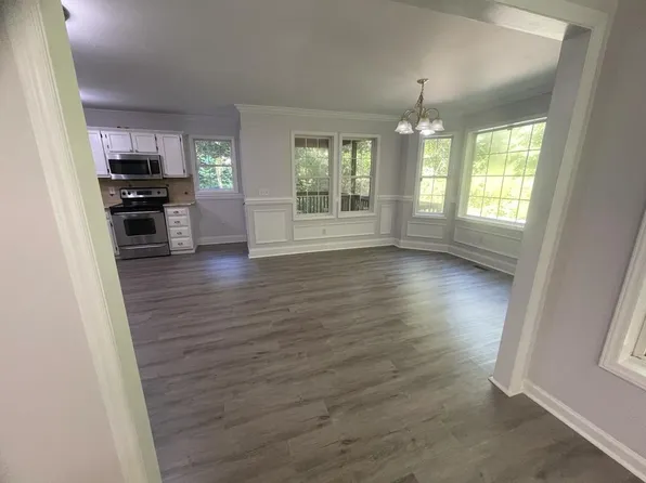 153 Troy Dr, Fuquay Varina, NC 27526