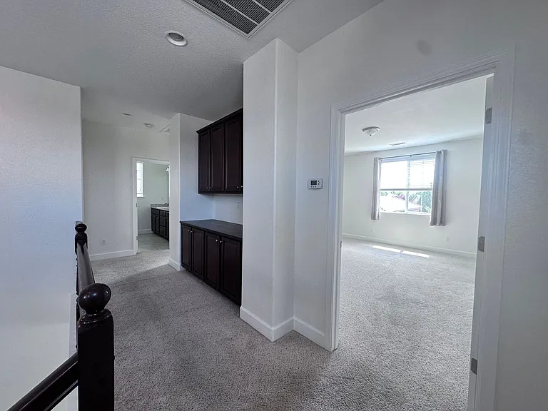 10735 Ridgebrook Dr — Photo 17