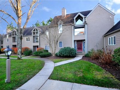 51 Timberwood Road #51, West Hartford, CT, 06117