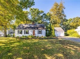 883 Ridge Rd, Wethersfield, CT 06109