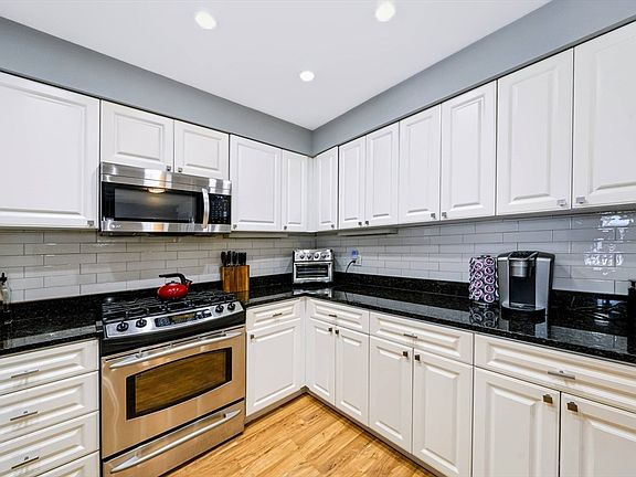 5th image of 501 Commerce Dr Unit 2212