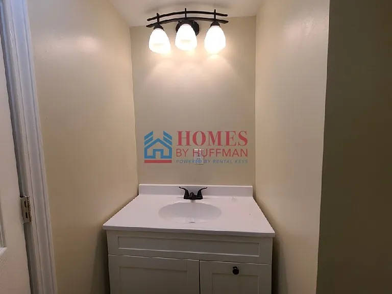 423 Jefferson Avenue — Photo 10