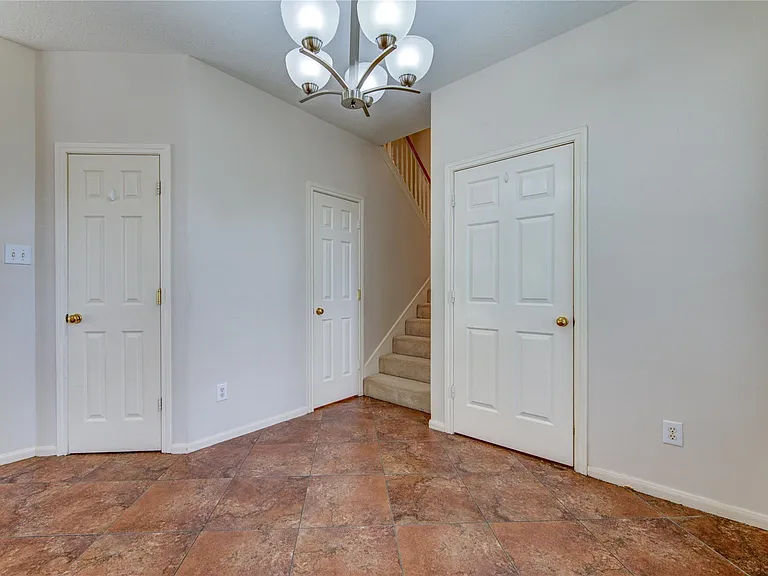1107 Magnolia Woods Ct — Photo 18