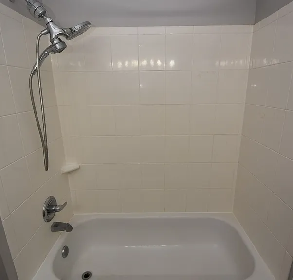 1101 Primrose Ct #302 — Photo 10