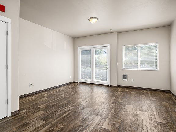 2 bedroom - Bedroom space