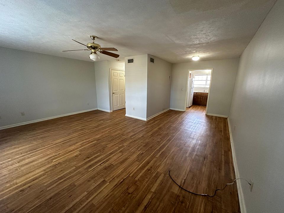 Living Space into the dining area near kitchen