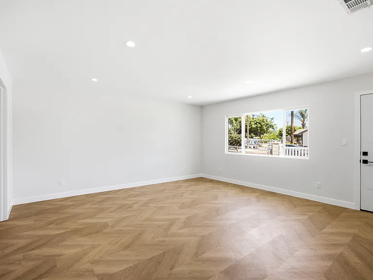 607 Wolfskill St — Photo 22