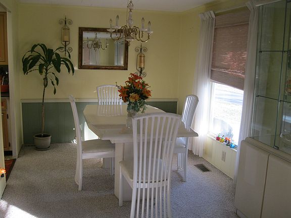 3rd image of 509 Palo Verde Dr