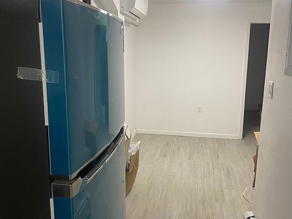 3rd image of 160-18 Booth Memorial Ave Floor 1