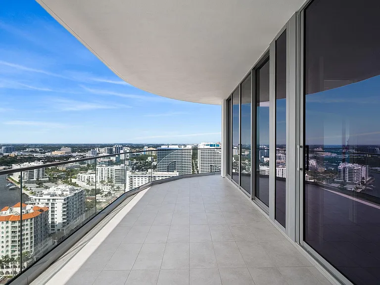 151 N Seabreeze Blvd #2503 — Photo 40