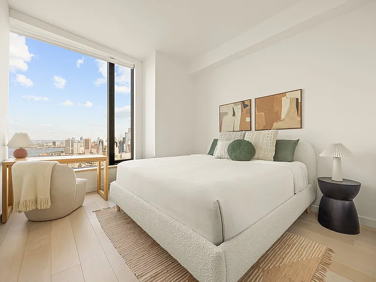 11 Hoyt St #56K — Photo 6