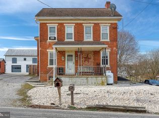 1222 Porters Rd, Spring Grove, PA 17362