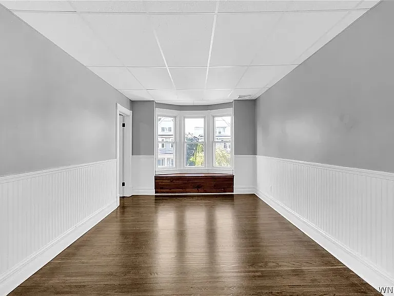 27 Como Ave #2 — Photo 3