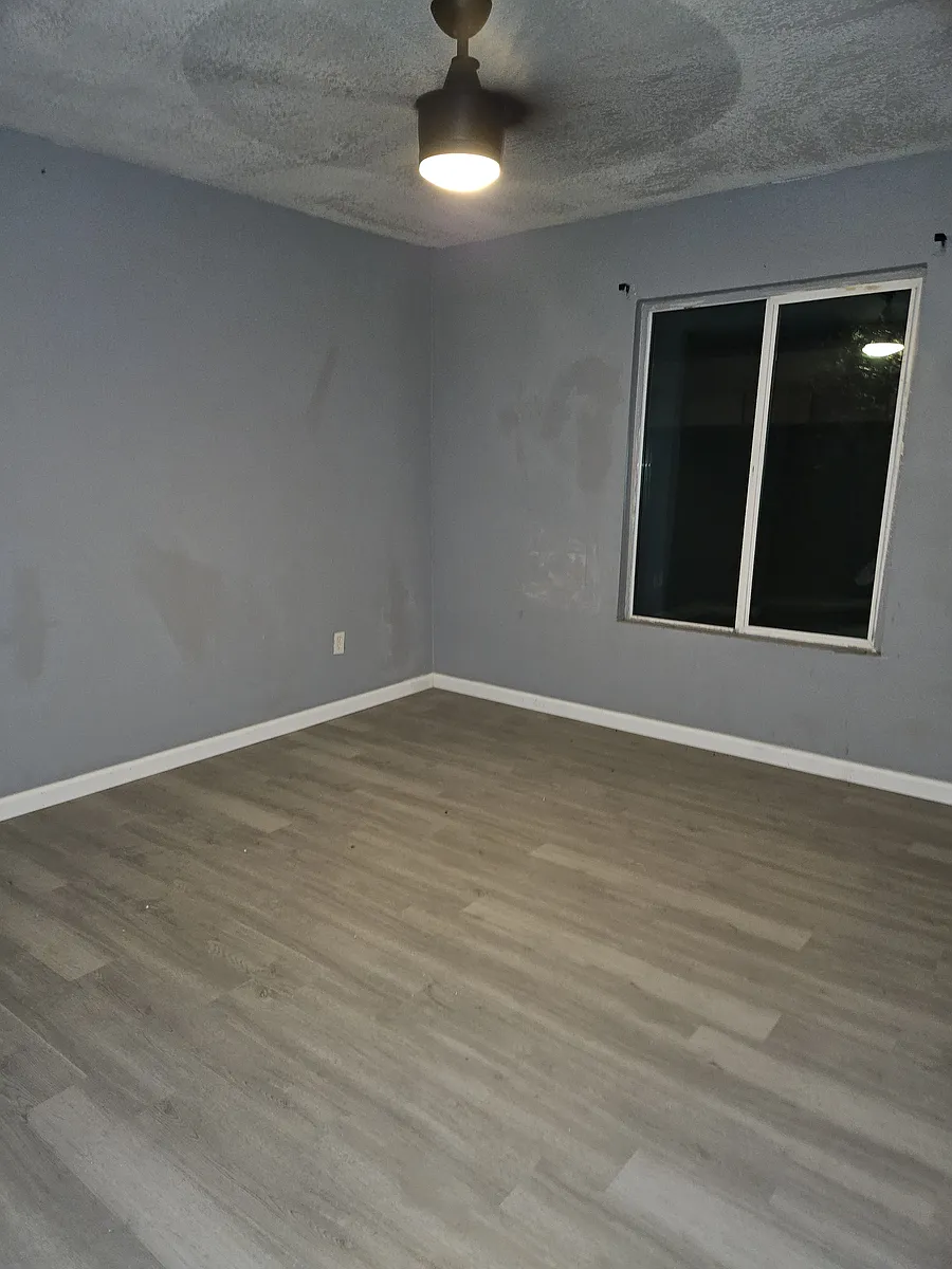 Building Photo - 2435 W Yuma St