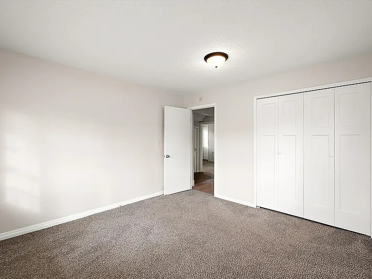 35711 Alfred St — Photo 28