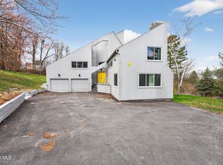 4 E Van Leuven Drive, Rensselaer, NY 12144