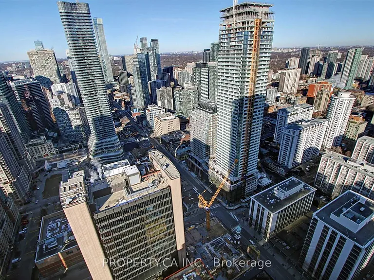15 Grenville St #4704 — Photo 23