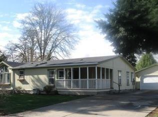 2720 Milton Ln, Eugene, OR 97404