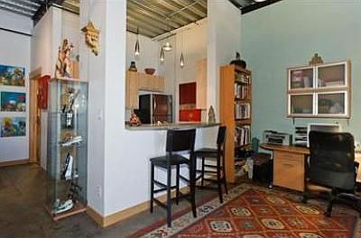 4th image of 910 Santa Fe Dr Unit 202