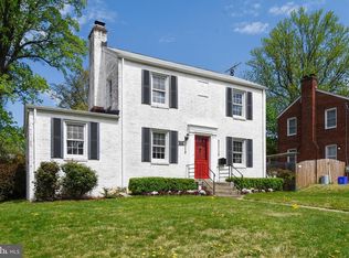 2607 Elnora St, Silver Spring, MD 20902