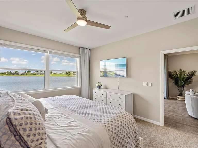 11781 Venetian Lagoon Dr #103 — Photo 27