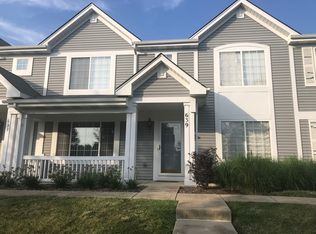 639 Lincoln Station Dr, Oswego, IL 60543