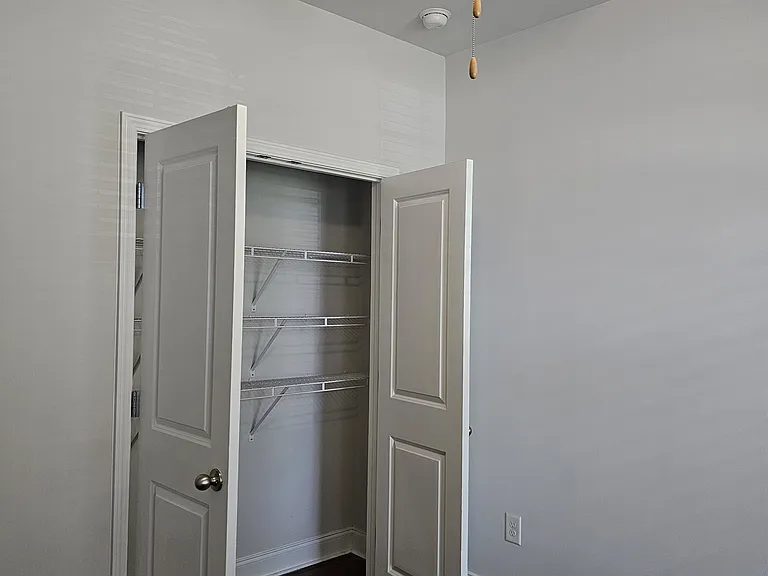 3735 Jardine Ln — Photo 6