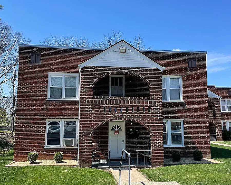 158 S Bayard Ave #1