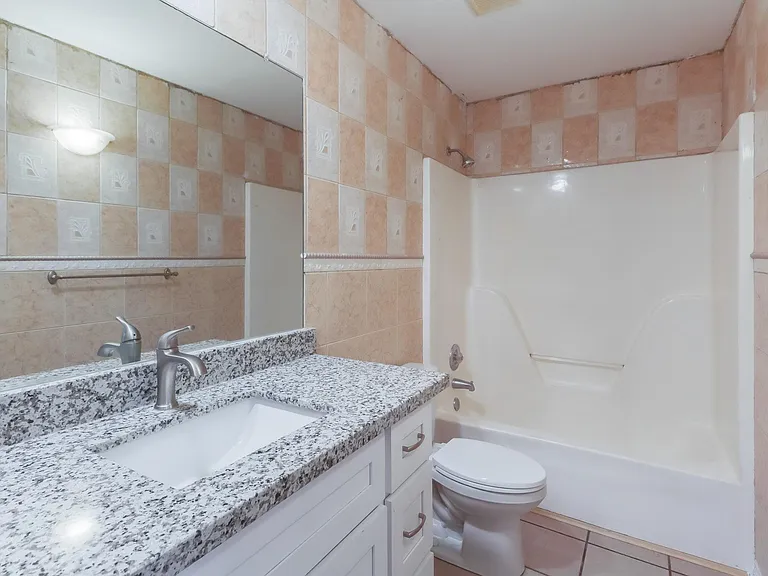14160 Maple Ct — Photo 14