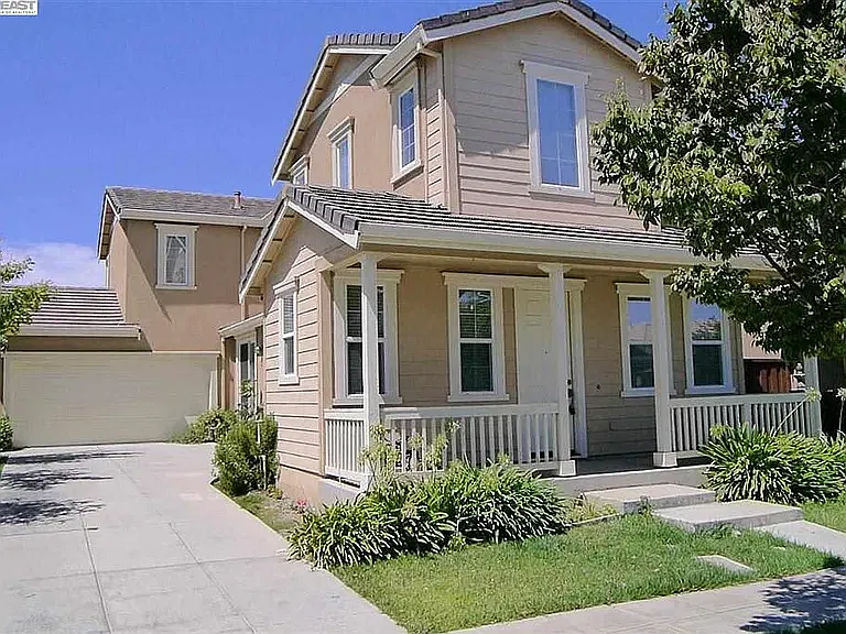 375 Goodall Dr