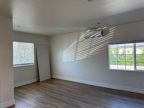 3rd image of 15074 Rosales St #15076