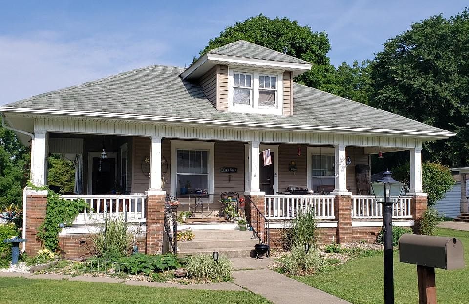 1st image of 406 West St
