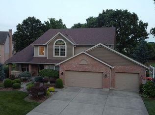 6393 Fox Lake Ct, Hamilton, OH 45011
