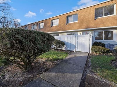 61 Storm Drive #61, Holtsville, NY, 11742