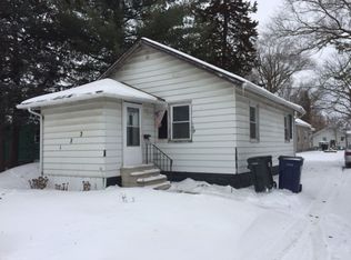 123 Hawver Ct, Waterloo, IA 50703