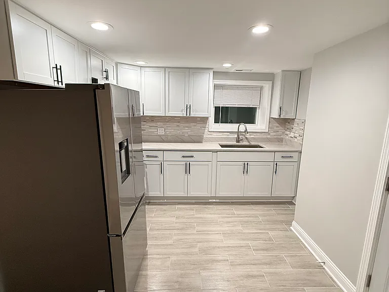 2952 N Nagle Ave #BASEMENT — Photo 7