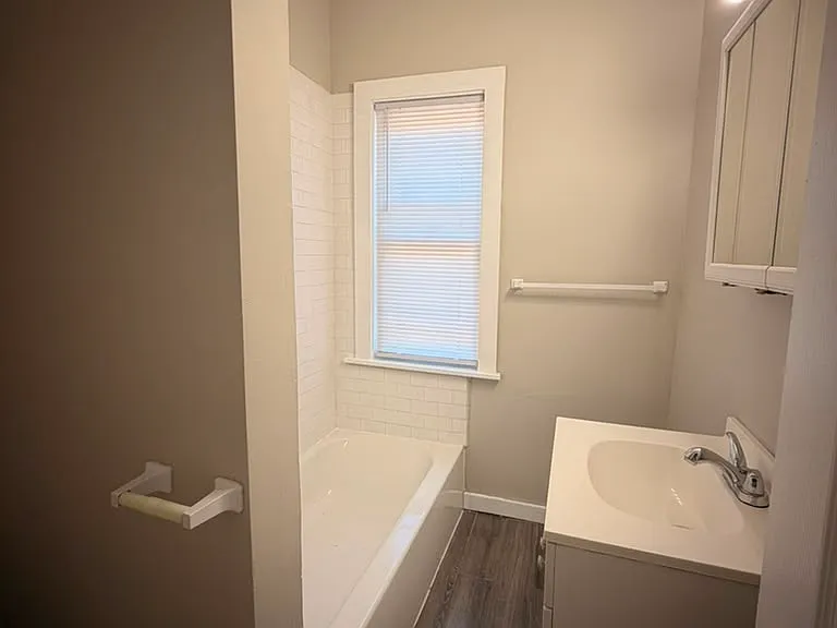 722 Winchester Ave #3A — Photo 10