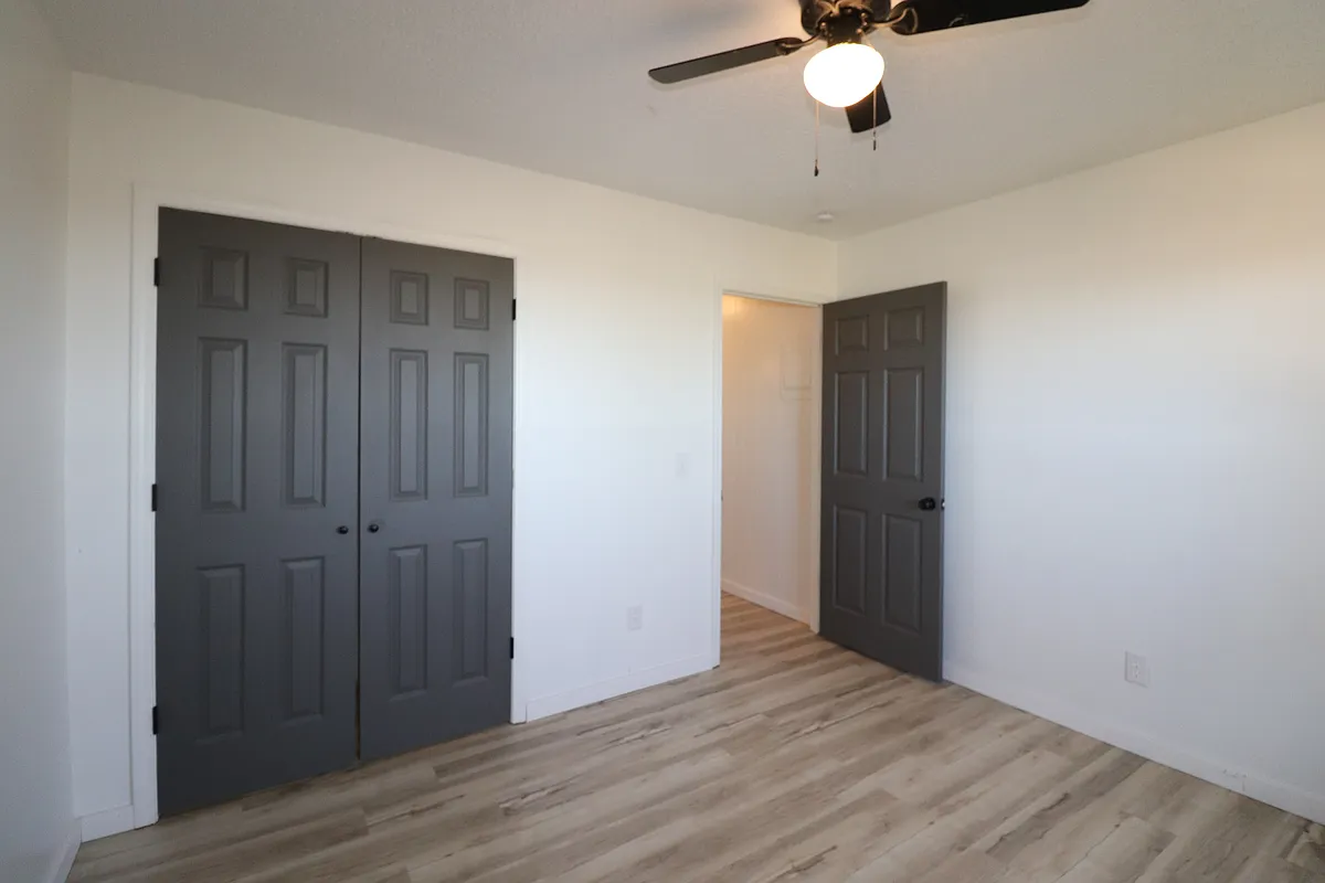 Building Photo - 112 Fairway Ave #126
