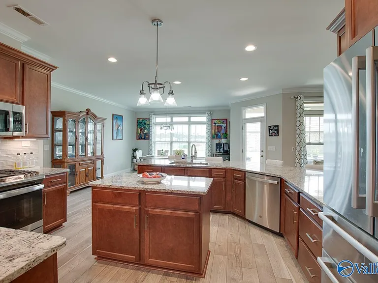 7619 Flint Crossing Cir — Photo 14