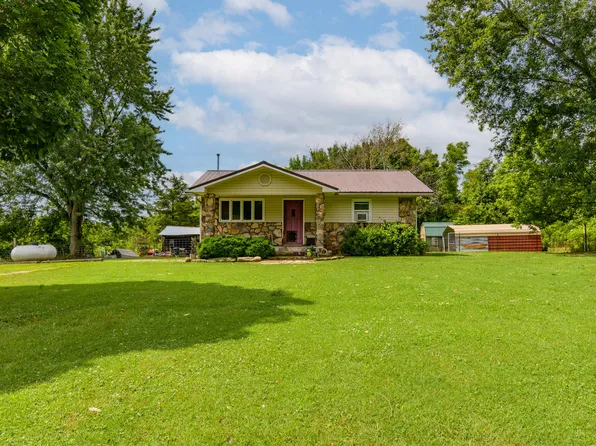 190 Walker Road, Chadwick, MO 65629
