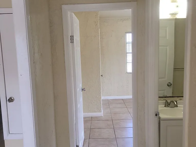 508 Booker St — Photo 13