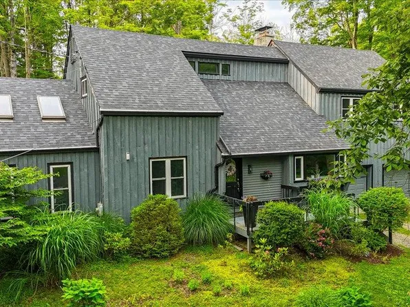 11 Cove Road, Rhinebeck, NY 12572