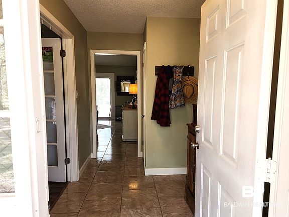 5th image of 8843 Dixon Rd