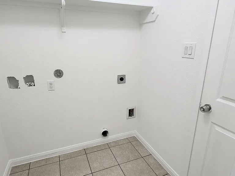 712 Lazy Crest Dr — Photo 19