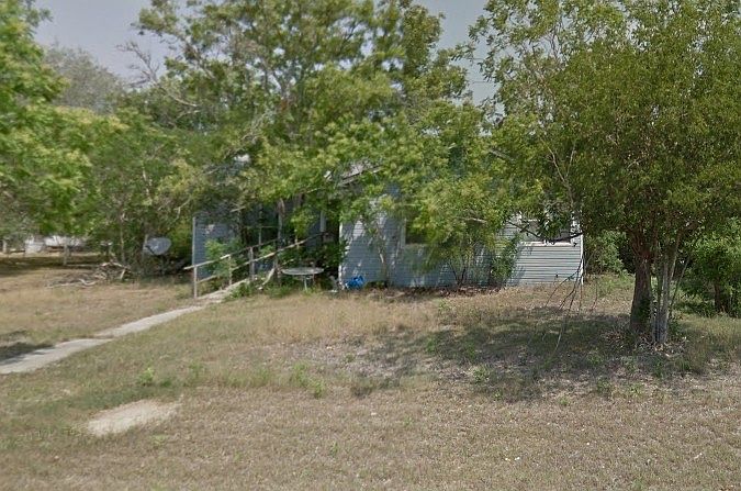 1st image of 403 Cottonwood St