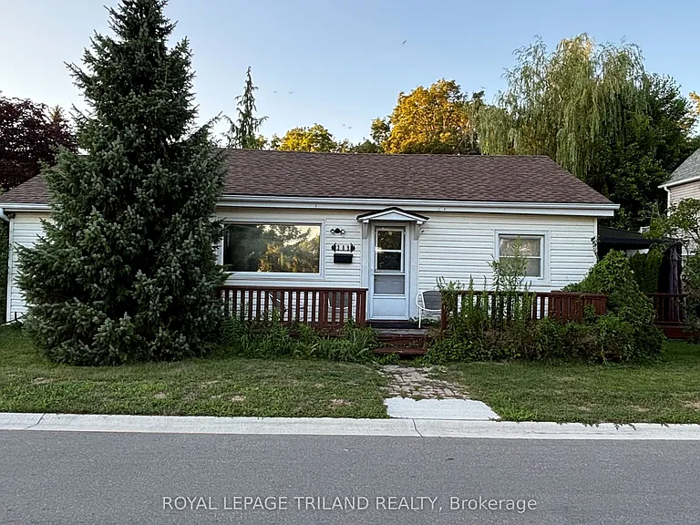 389 Front St — Photo 1