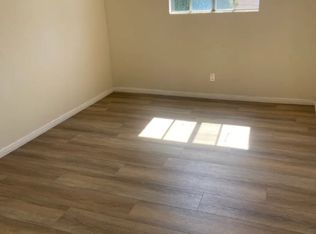 1924 E San Marcus St, Compton, CA 90221