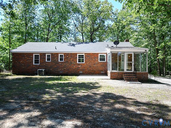 2nd image of 13584 Richmond Tappahannock Hwy