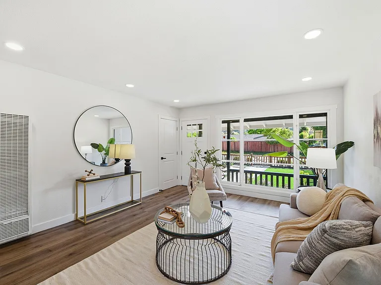 641 Toyon Ave — Photo 5
