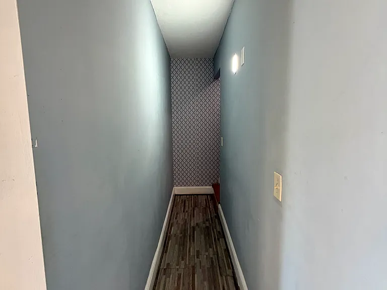30 Riverview St #2 — Photo 12